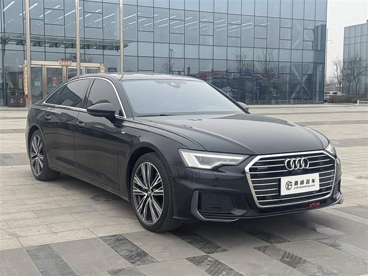 Фото 2 - Audi A6L