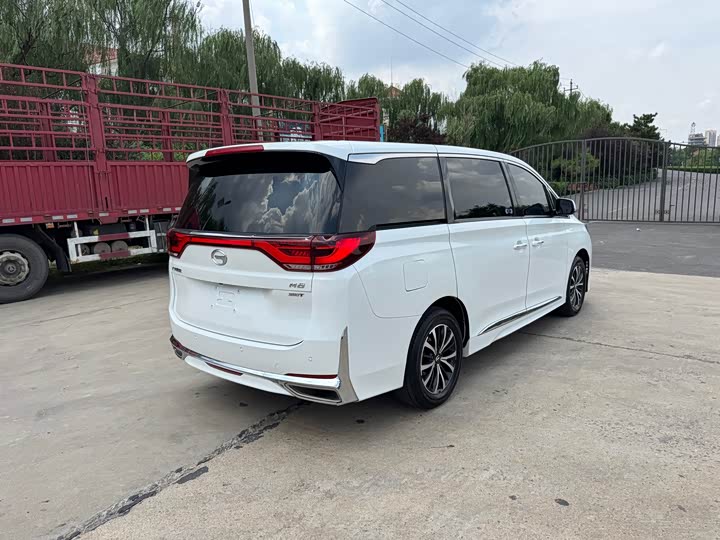 Фото 5 - GAC Trumpchi M8