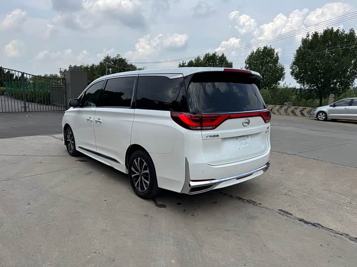 Фото 7 - GAC Trumpchi M8