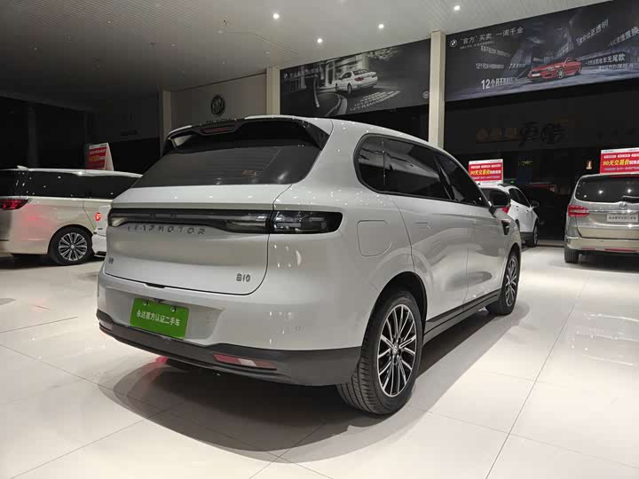 Фото 2 - Leapmotor B10