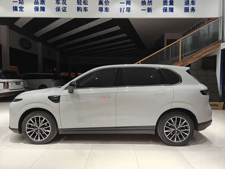 Фото 3 - Leapmotor B10