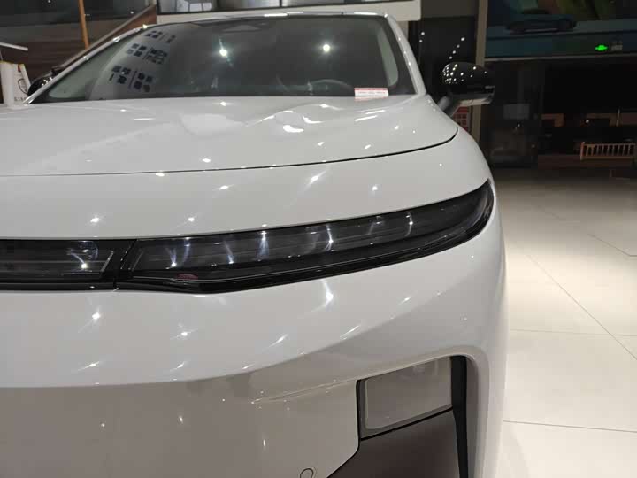 Фото 4 - Leapmotor B10