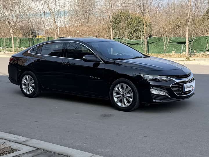 Фото 3 - Chevrolet Malibu XL