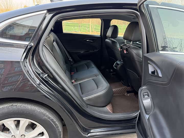 Фото 9 - Chevrolet Malibu XL