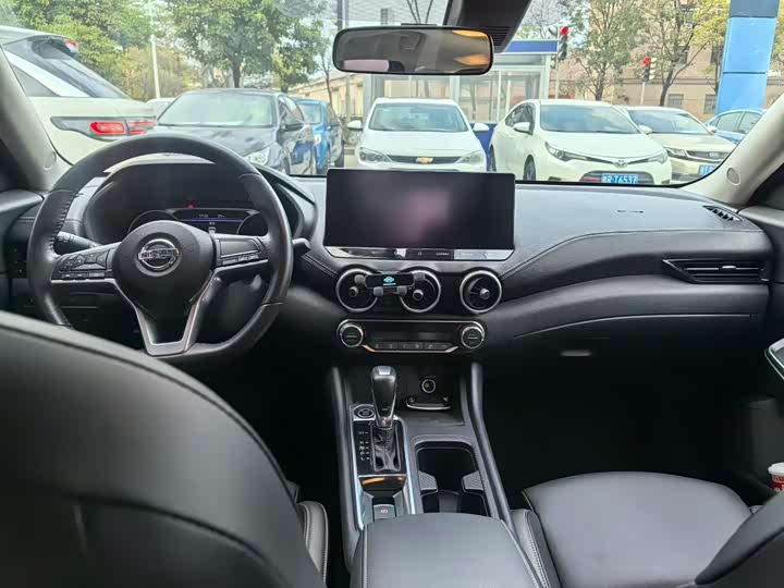 Фото 7 - Nissan Sylphy