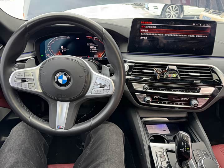 Фото 9 - BMW 5 Series