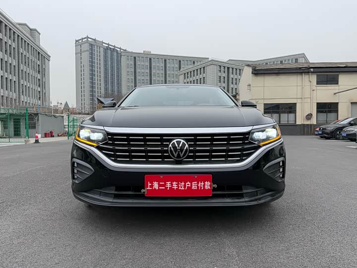 Фото 2 - Volkswagen Passat