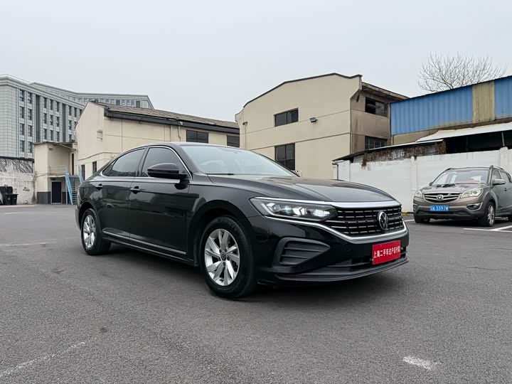 Фото 3 - Volkswagen Passat