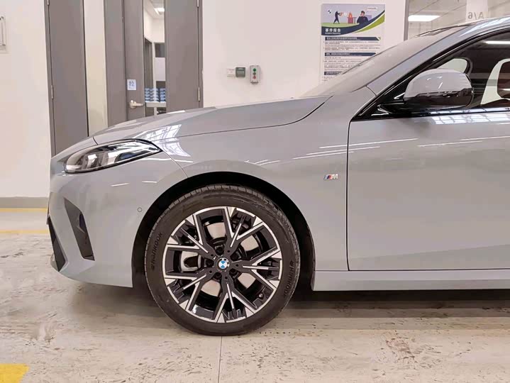 Фото 6 - BMW 2 Series