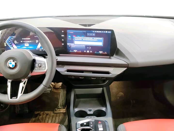 Фото 8 - BMW 2 Series