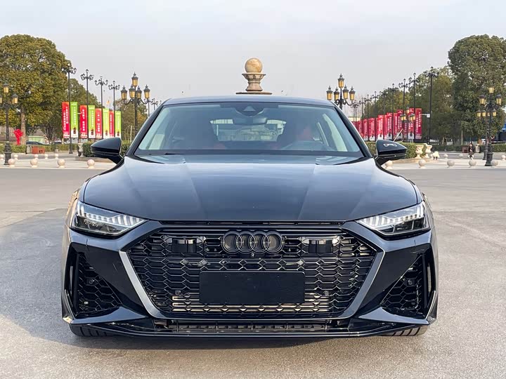 Фото 2 - Audi A7