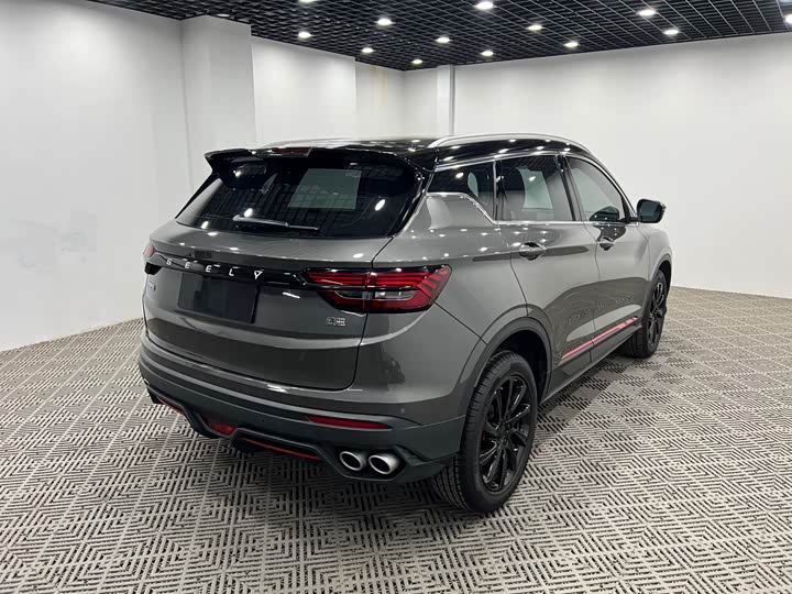 Фото 7 - Geely Coolray