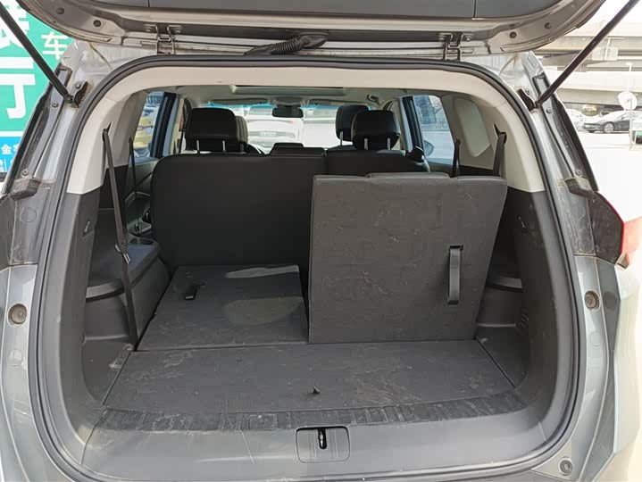 Фото 4 - Chevrolet Orlando