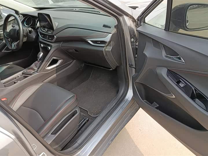 Фото 8 - Chevrolet Orlando