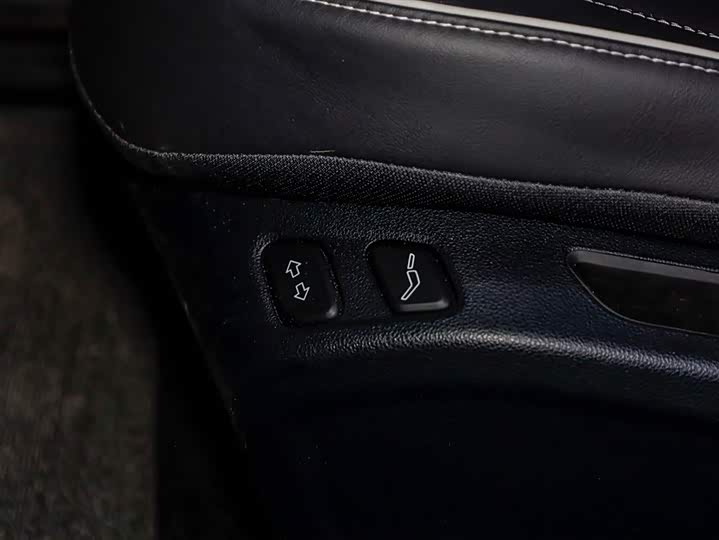 Фото 7 - HiPhi X