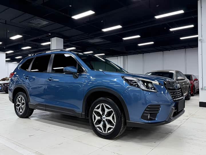 Photo 4 - Subaru Forester