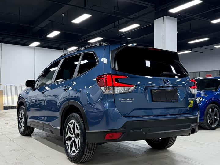 Photo 6 - Subaru Forester