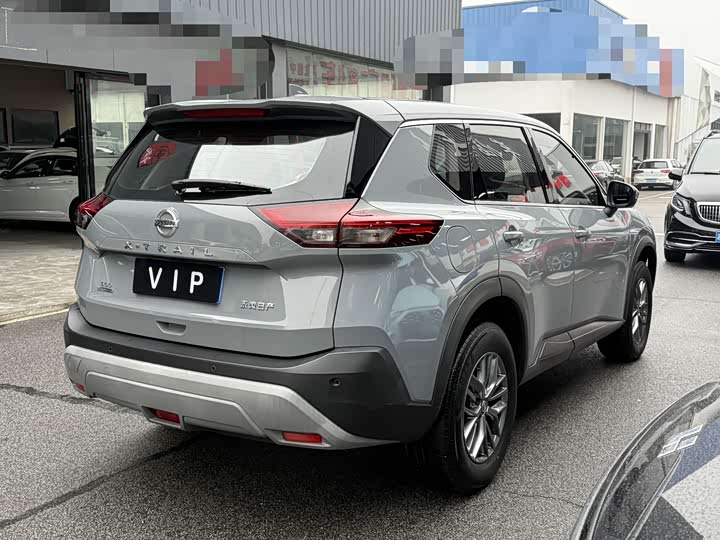 Фото 7 - Nissan X-Trail