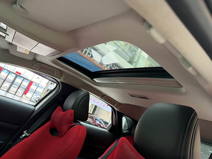 Фото 5 - Mazda CX-30