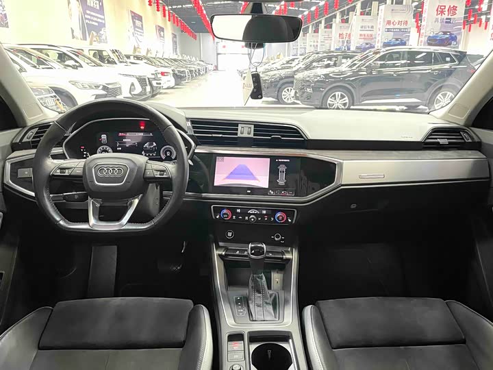 Фото 6 - Audi Q3