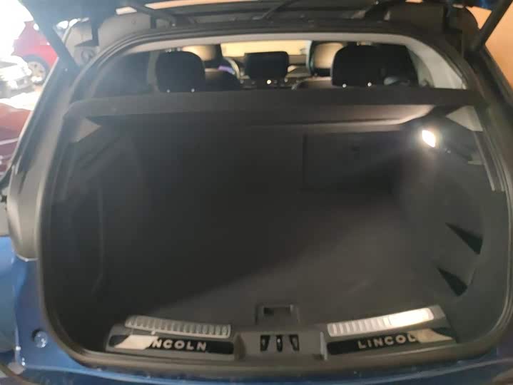 Фото 4 - Lincoln Corsair