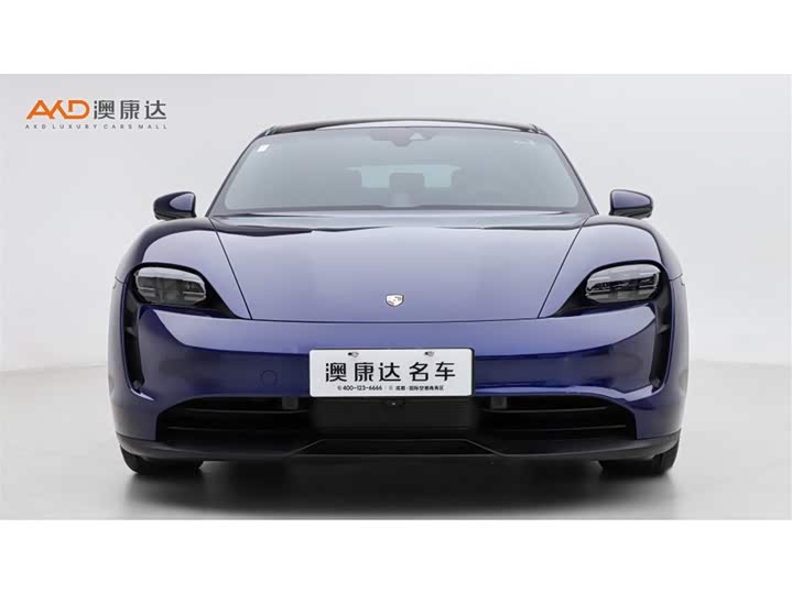 Photo 2 - Porsche Taycan