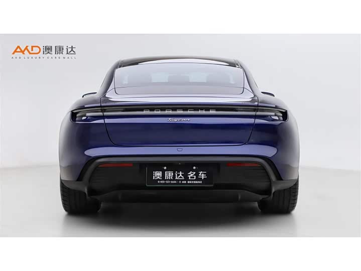 Photo 4 - Porsche Taycan