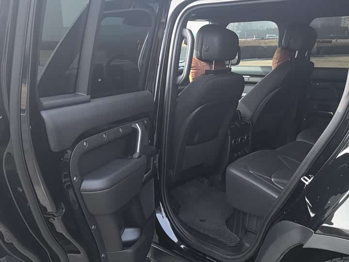 Фото 5 - Land Rover Defender