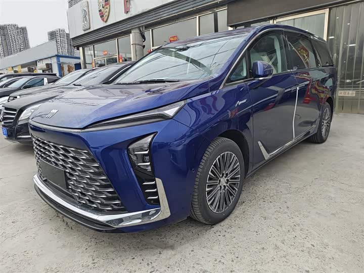 Фото 1 - Buick GL8 Hybrid