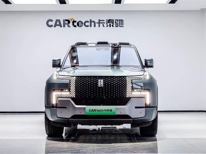 Фото 1 - BYD Yangwang U8