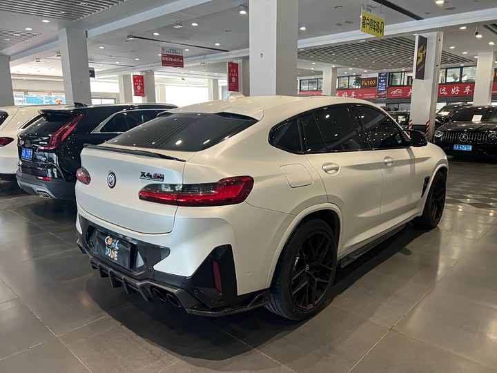 Фото 4 - BMW X4 M