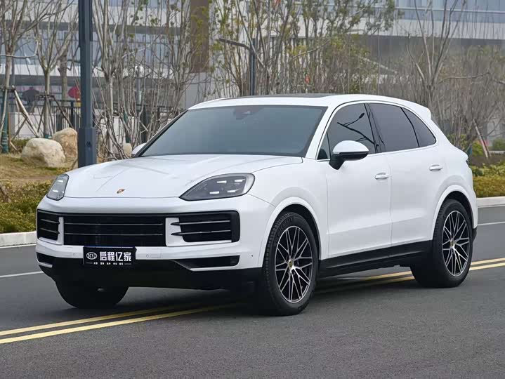 Фото 1 - Porsche Cayenne