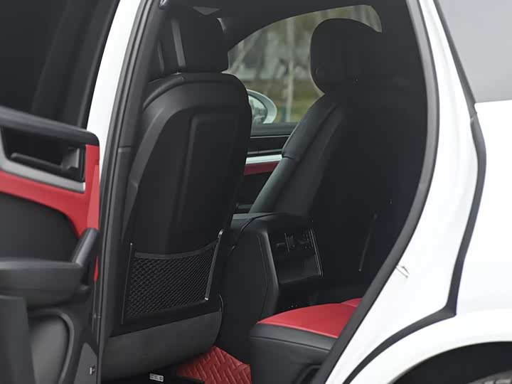 Фото 5 - Porsche Cayenne