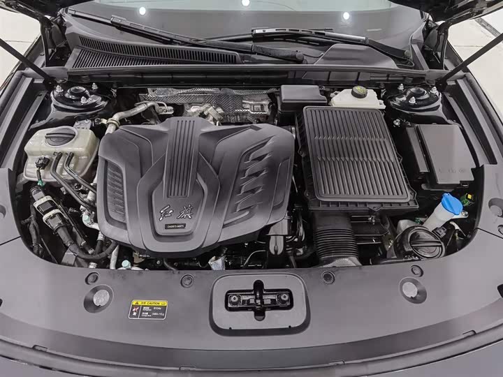 Фото 6 - Hongqi H5