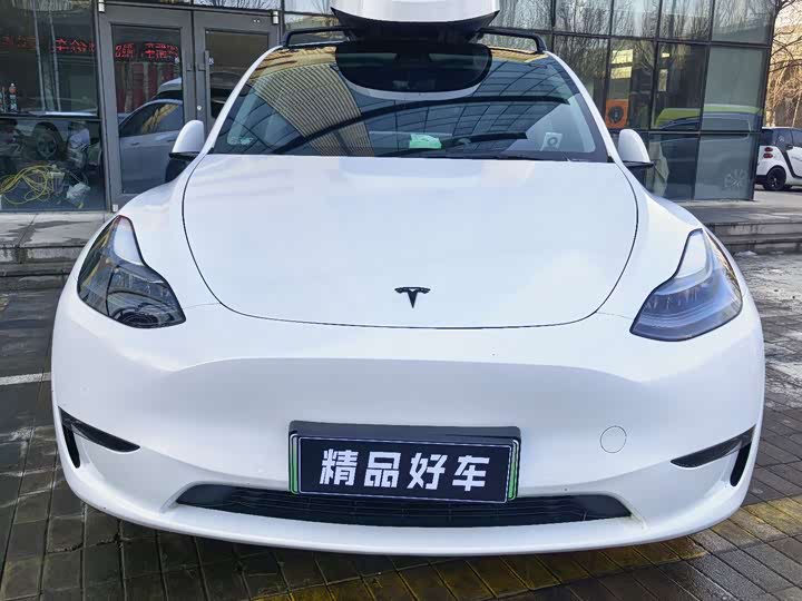Фото 2 - Tesla Model Y