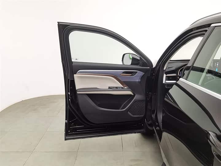 Фото 8 - Haval H6