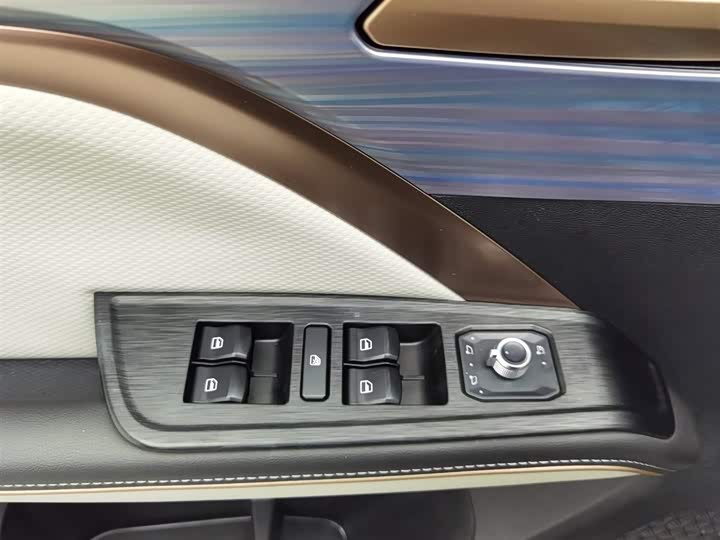 Фото 9 - Haval H6