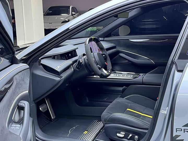 Фото 9 - Xiaomi SU7 Ultra