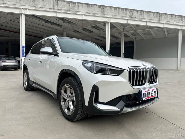 Фото 3 - BMW X1