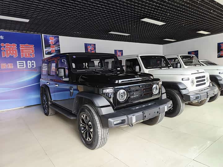 Photo 3 - BAW 212 T01