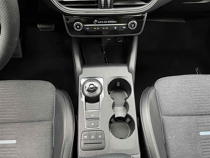 Фото 5 - Ford Focus Active