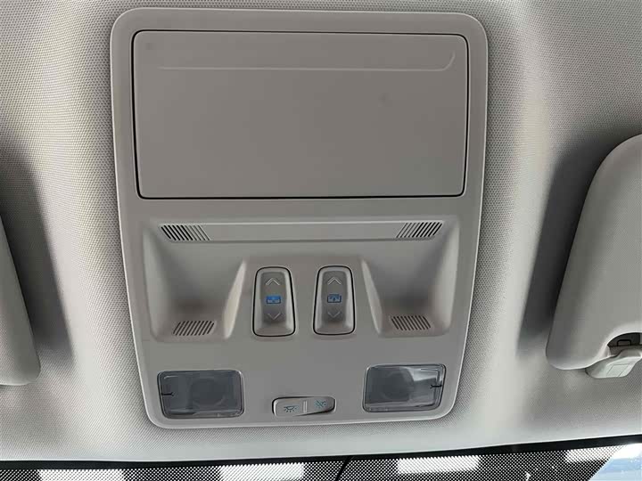 Фото 8 - Ford Focus Active