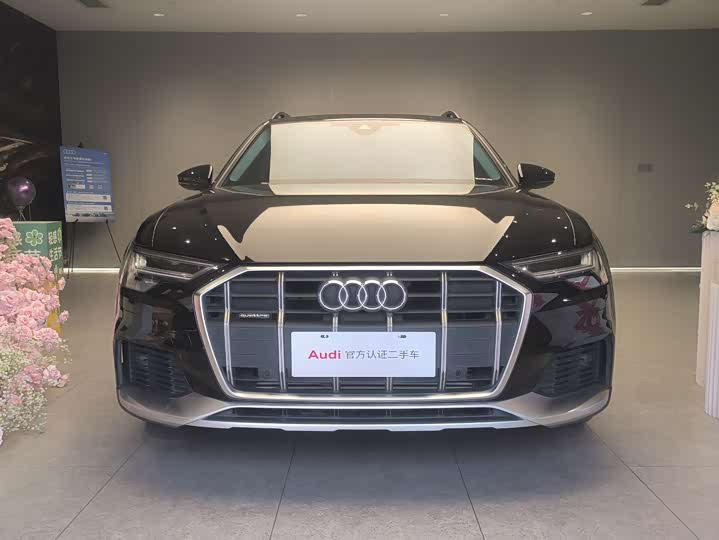 Фото 2 - Audi A6