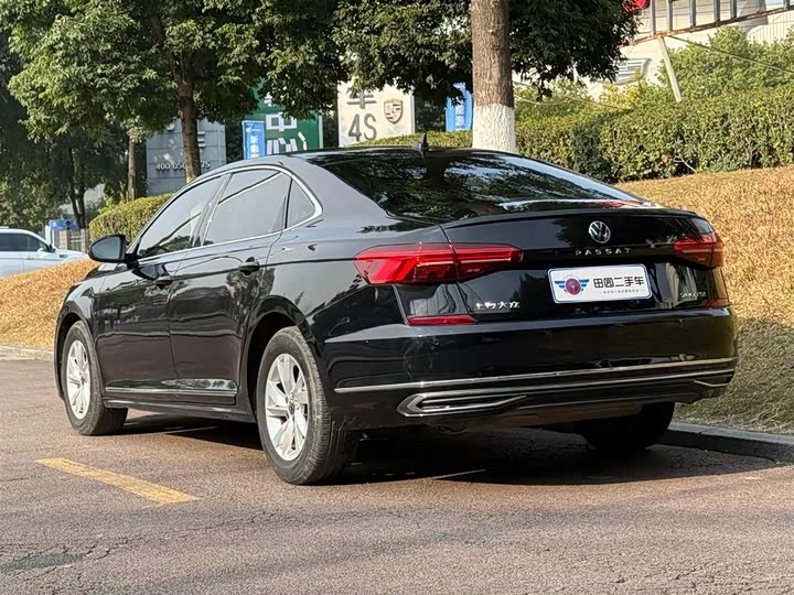 Фото 4 - Volkswagen Passat