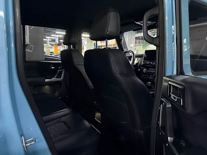 Photo 4 - BAW 212 T01