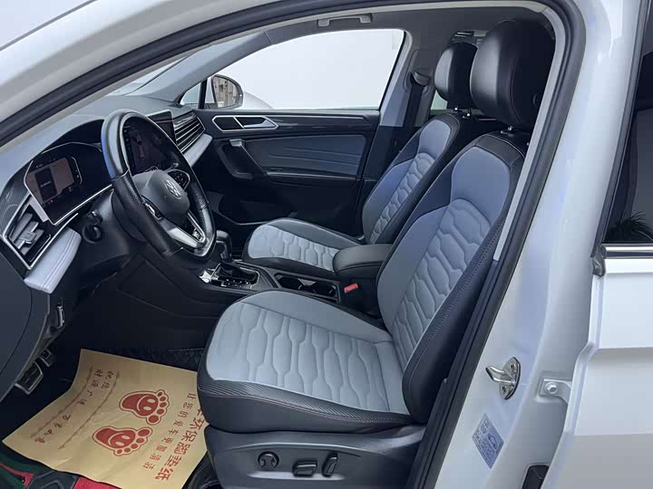 Фото 7 - Volkswagen Tiguan X