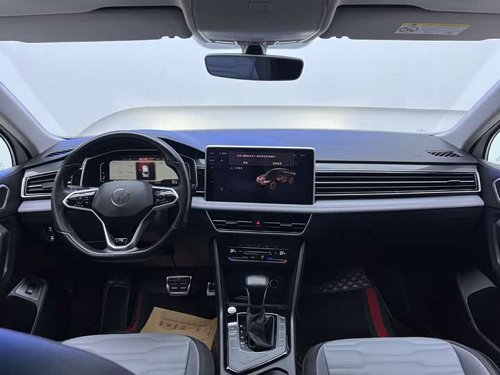 Фото 9 - Volkswagen Tiguan X
