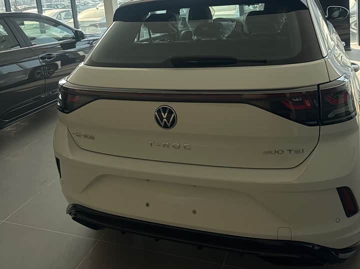 Фото 4 - Volkswagen T-Roc