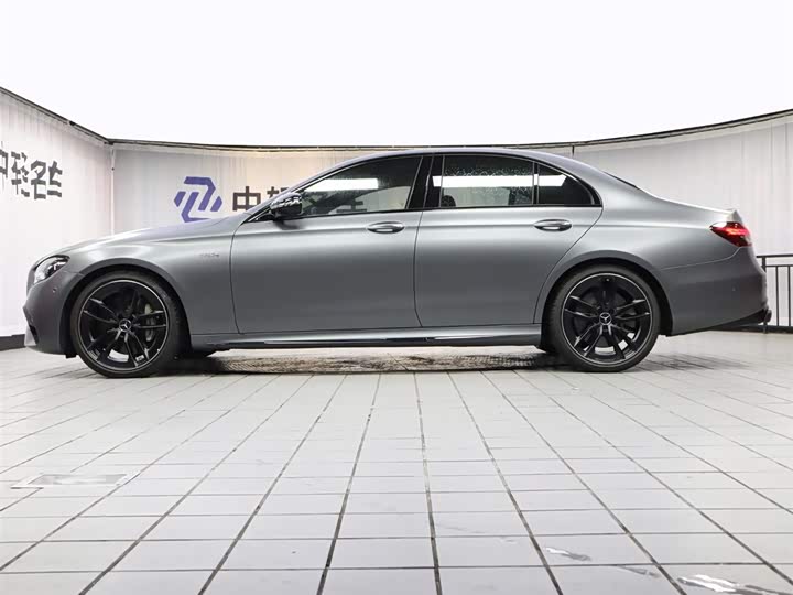 Photo 3 - Mercedes-Benz E-Class AMG