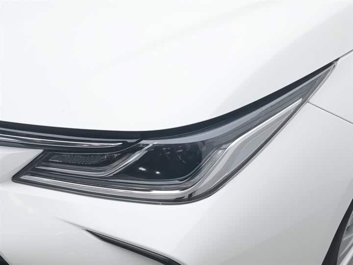 Фото 7 - Toyota Corolla